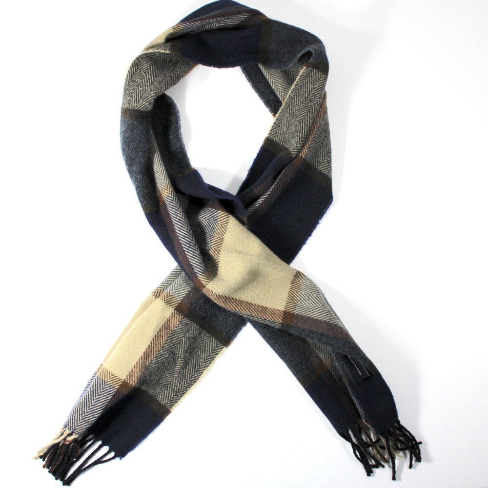 Tommy Hilfiger Scarf